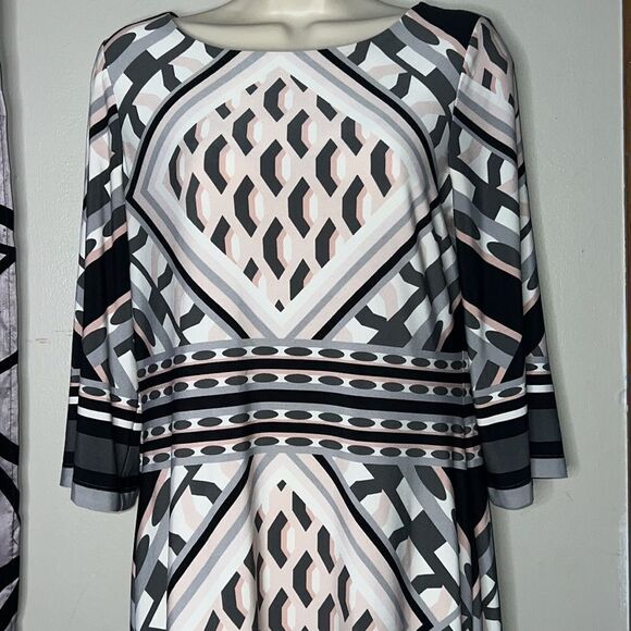 Calvin Klein 3/4 Sleeve Round Neck Geometric Pattern Gray/Pink Jersey Dress Sz 6 - Picture 3 of 10